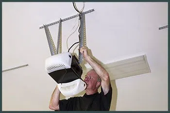 Two Guys Garage Doors Evanston, IL 847-893-0693 Two Guys Garage Doors Evanston, IL 847-893-0693 - serv-cont-open-gr-43m